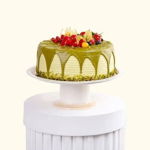 Pistachio Indulgence Cake ( JOD 30)